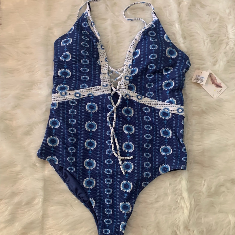 Jessica Simpson Swimsuit XL
